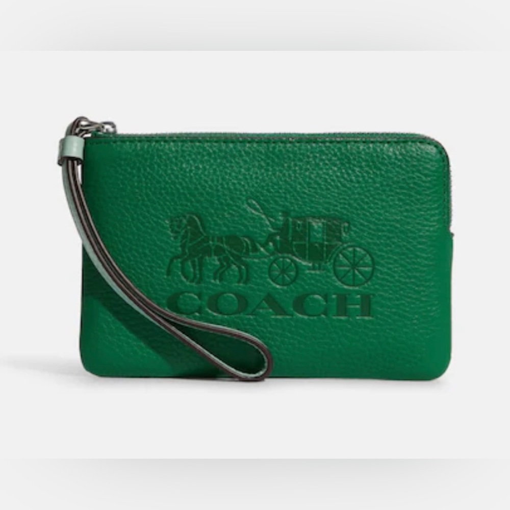 HOST PICK🎉 COACH 🆕 Corner Zip Wristlet In Colorblock With Horse And Carriage 🔥